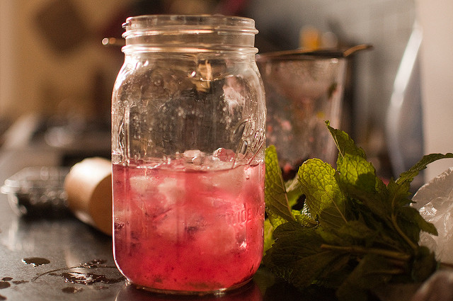 5801707885_8f994d60eb_z